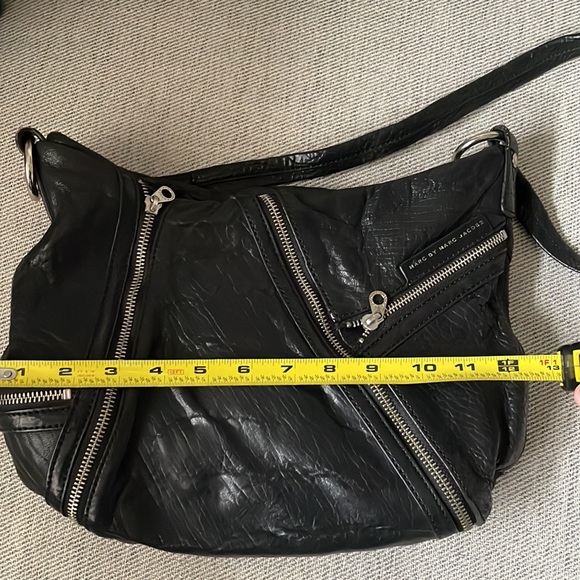 Marc by Marc Jacobs black crossbody bag - Picture 6 of 11